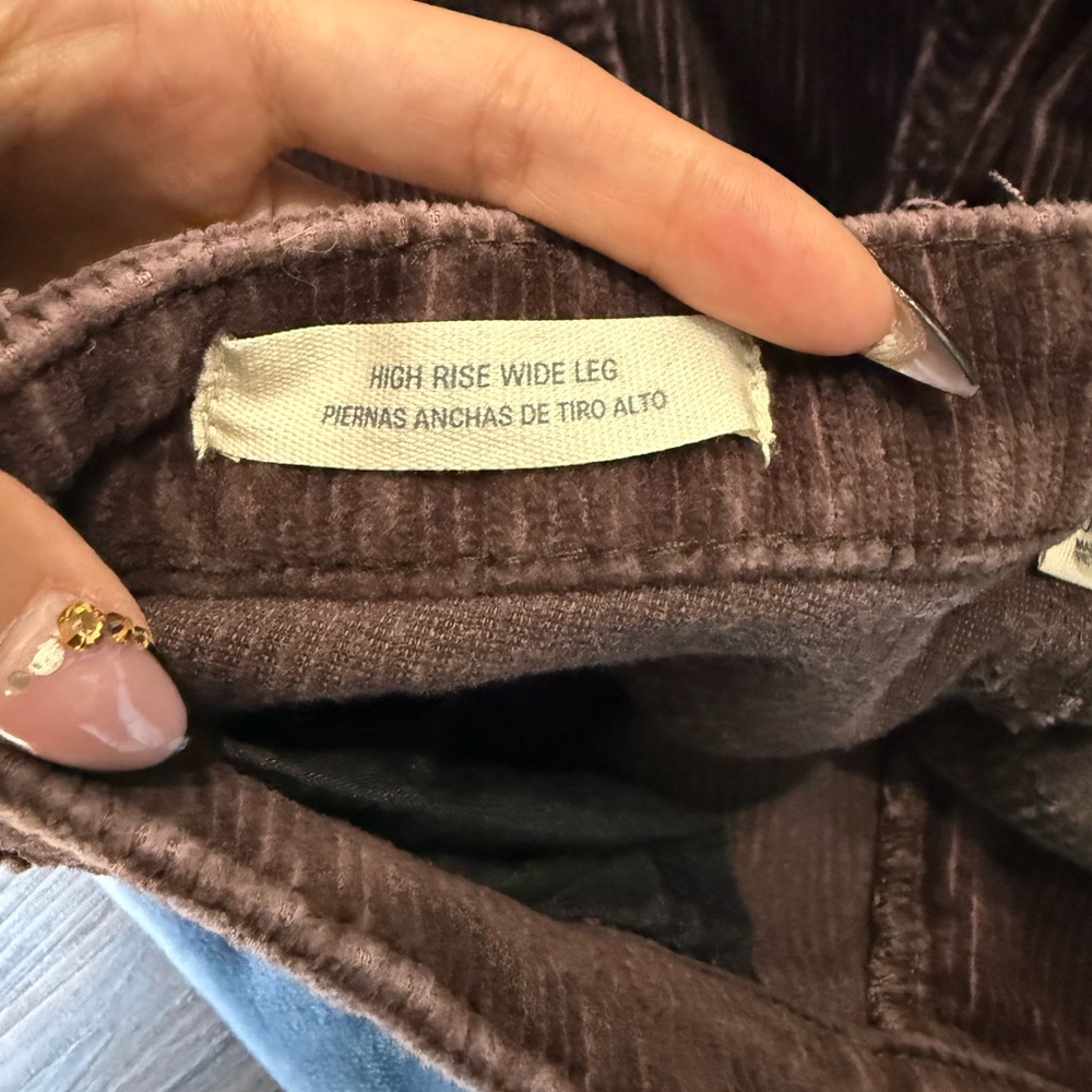 Universal Thread High Rise Brown Jeans - Picture 4 of 5